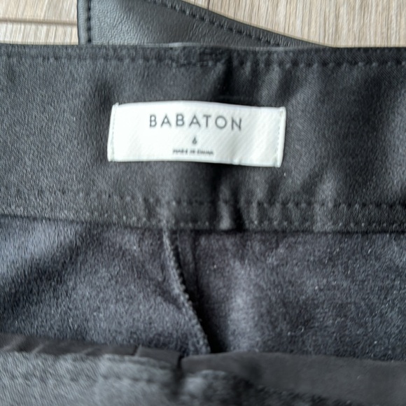 Babaton vegan leather pleated belted high waist pants size 6 excellent condition - Picture 4 of 6
